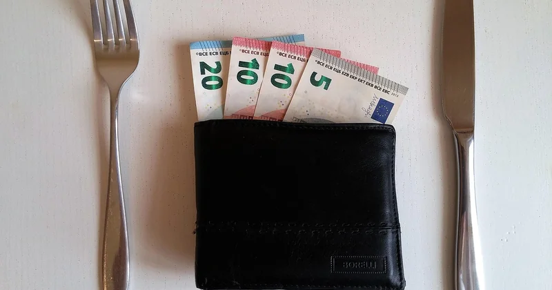 Cinq stratégies concrètes pour payer moins sans manger moins bien