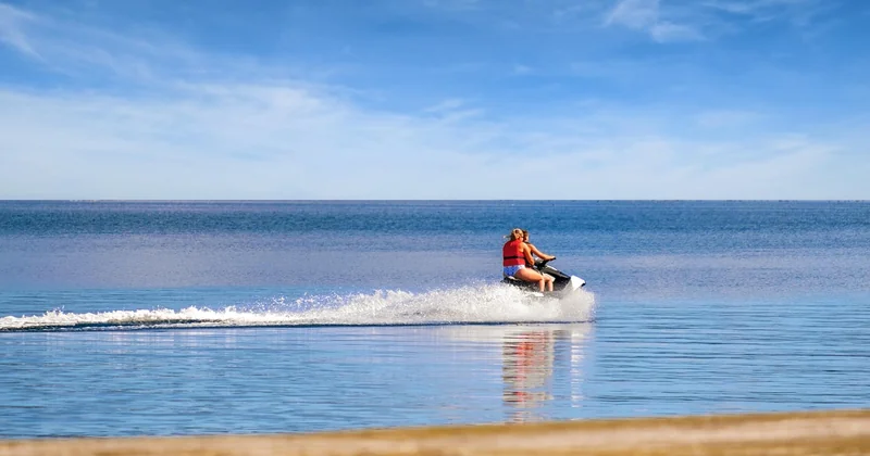 Jet-ski en Crète : faut-il vraiment y mettre le prix ?